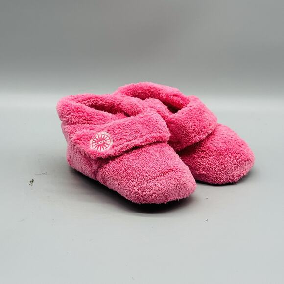 UGG Shoes Infant Girl 4/5 Pink Fuzzy Baby Bixbee Booties Slipper Cozy Australia - Picture 2 of 13